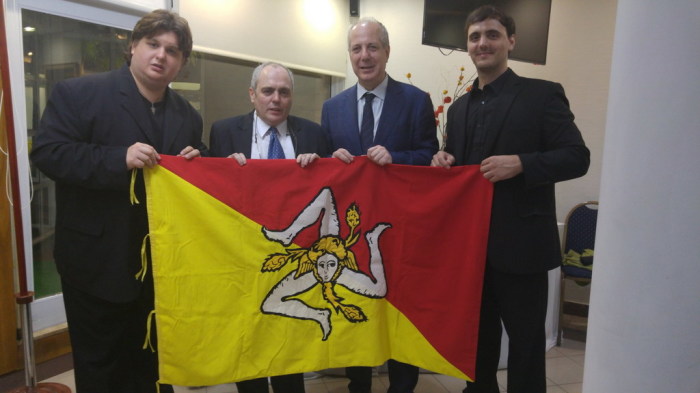 A Paranà (Argentina) festeggiati i 30 anni dell’Associazione Culturale “Famiglie Siciliane”