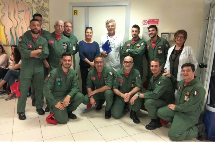 Da Sigonella doni e sorrisi ai bambini della pediatria del Policlinico di Catania