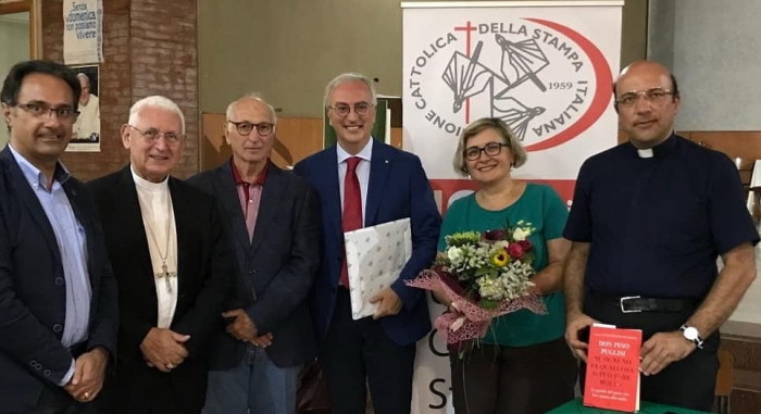 Ucsi di Siracusa – nella chiesa Sacra Famiglia presentazione del libro “Don Pino Puglisi – Se ognuno fa qualcosa si può fare molto”