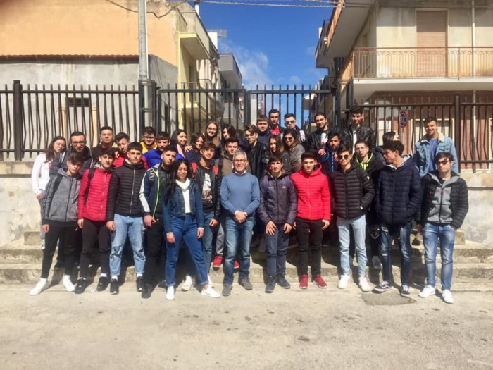 Il 2 aprile gli Stagisti del Bartolo di Pachino svilupperanno le Tematiche sul risparmio energetico grazie alla Demotica nelle strutture agricole del nostro territorio.
