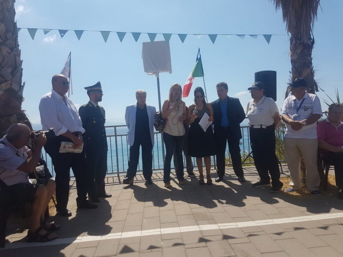 A Messina, sul lungomare di Pace, si è svolta la cerimonia di scopertura della nuova Targa toponomastica “Antico Borgo Di Pescatori Vaccarelle”