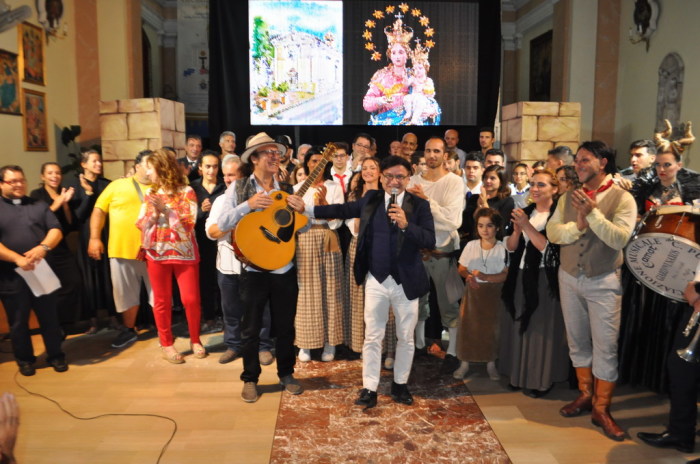 Riscuote grande successo l’ultima opera del Cantastorie Luigi Di Pino dedicata alla Patrona di Giardini Naxos S. Maria Raccomandata