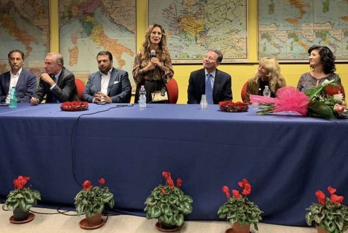 All’Istituto Comprensivo di Santa Venerina (CT) presentato il progetto ‘L’Ora di Lezione non Basta’
