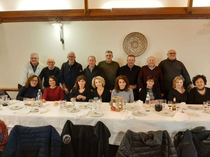 Ex studenti dell’ITC di Taormina festeggiano i 40 anni del diploma