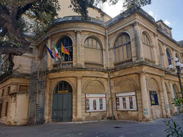 Il 17 dicembre ad Acireale, inaugurazione dei locali di Sclafani n. 40 delle attività di Conlab Acireale laboratorio per lavori auto-imprenditoriali
