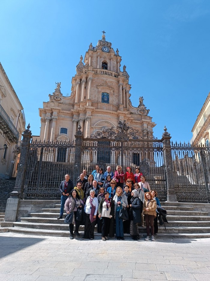 Le guide turistiche di Taormina e della Provincia di Messina in visita a Ragusa Ibla e al Palazzo di Donnafugata