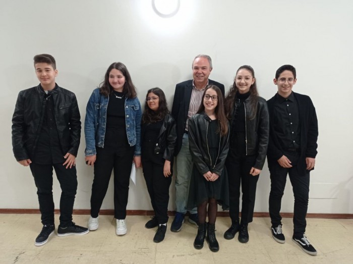 I giovani pianisti dell’Istituto Comprensivo di Taormina hanno ottenuto numerosi premi in alcuni prestigiosi Concorsi musicali ai quali hanno preso parte