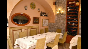 Un suggestivo particolare della sala