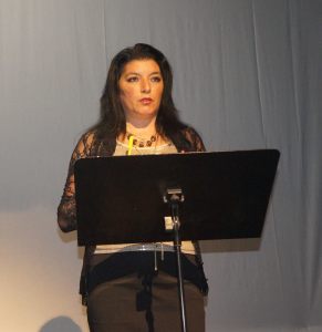Giusy Di Mauro legge una delle sue poesie