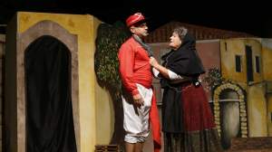 Una scena della commedia